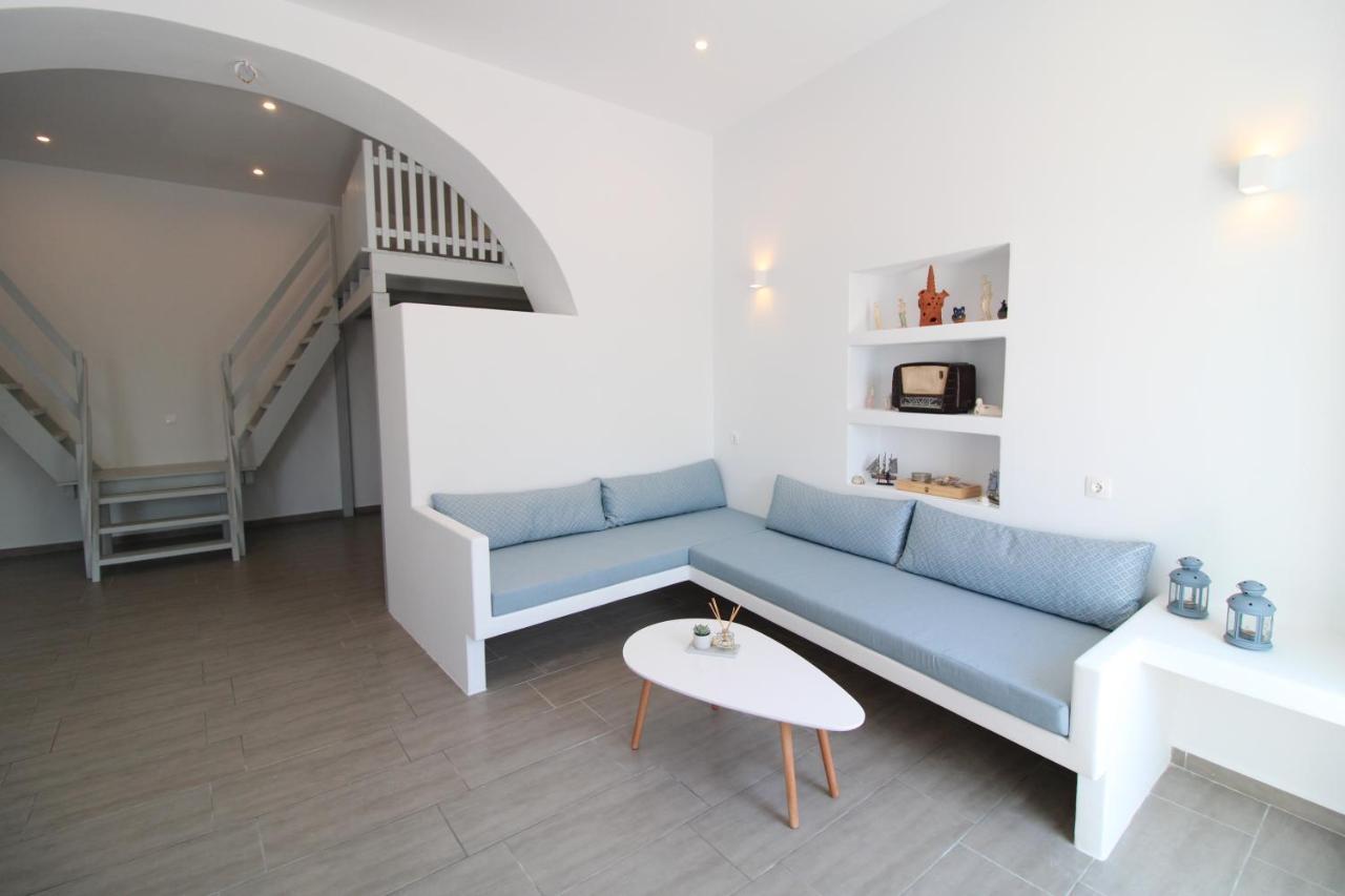 1870 House 1&2 Apartment Plaka  Екстериор снимка