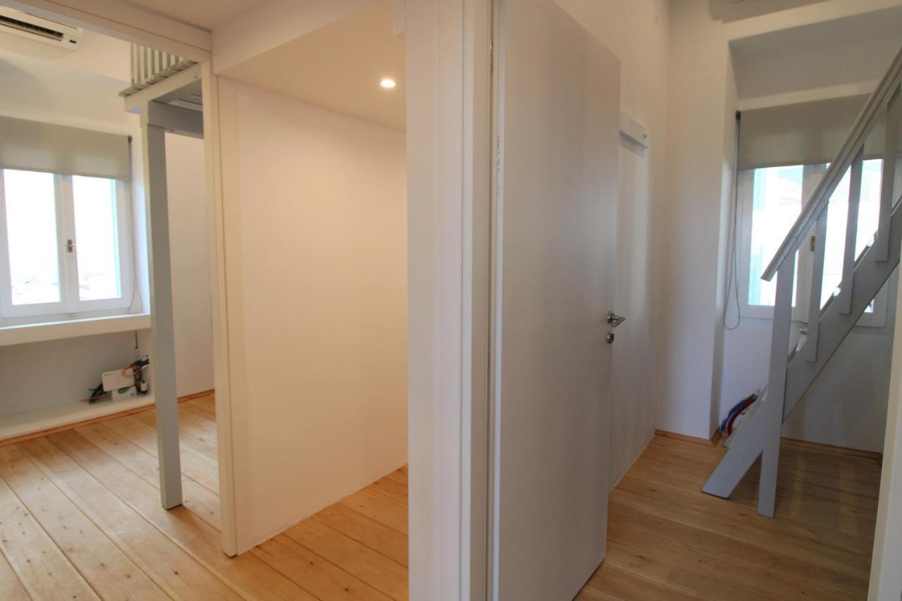 1870 House 1&2 Apartment Plaka  Екстериор снимка