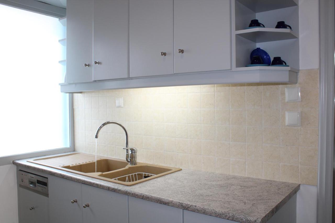 1870 House 1&2 Apartment Plaka  Екстериор снимка
